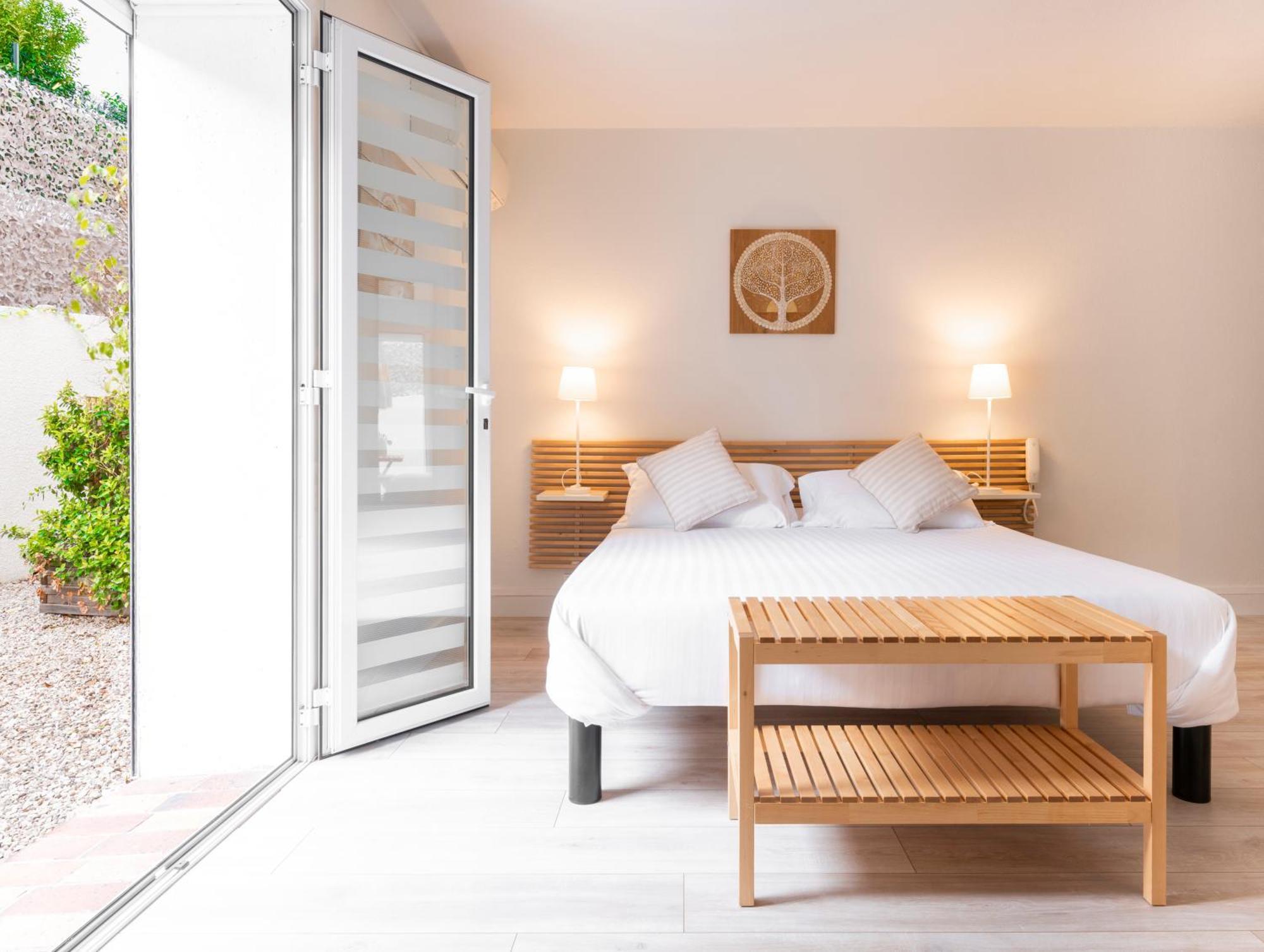 אנטיב Hotel & Studios Astor מראה חיצוני תמונה