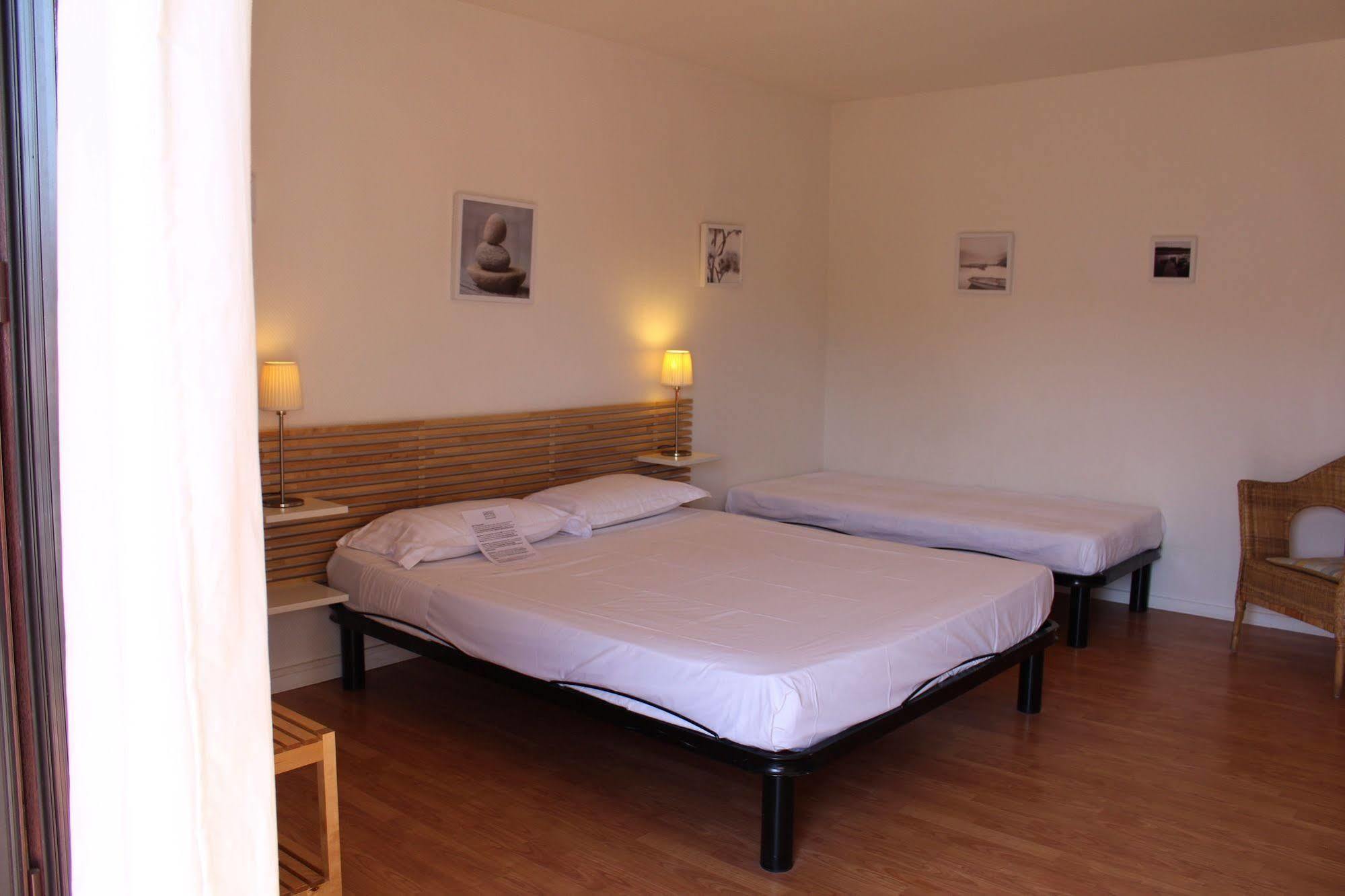 אנטיב Hotel & Studios Astor מראה חיצוני תמונה