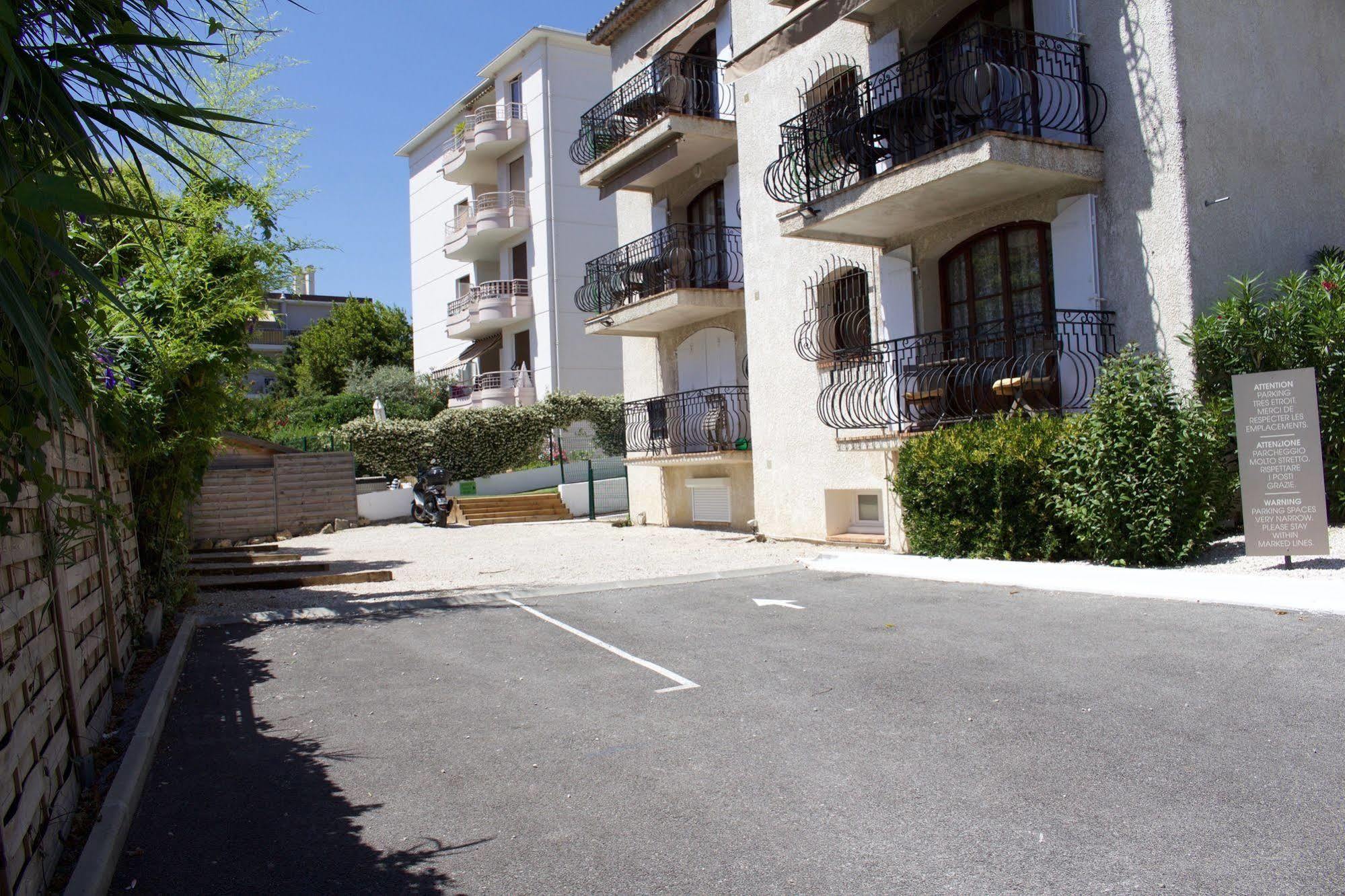 אנטיב Hotel & Studios Astor מראה חיצוני תמונה